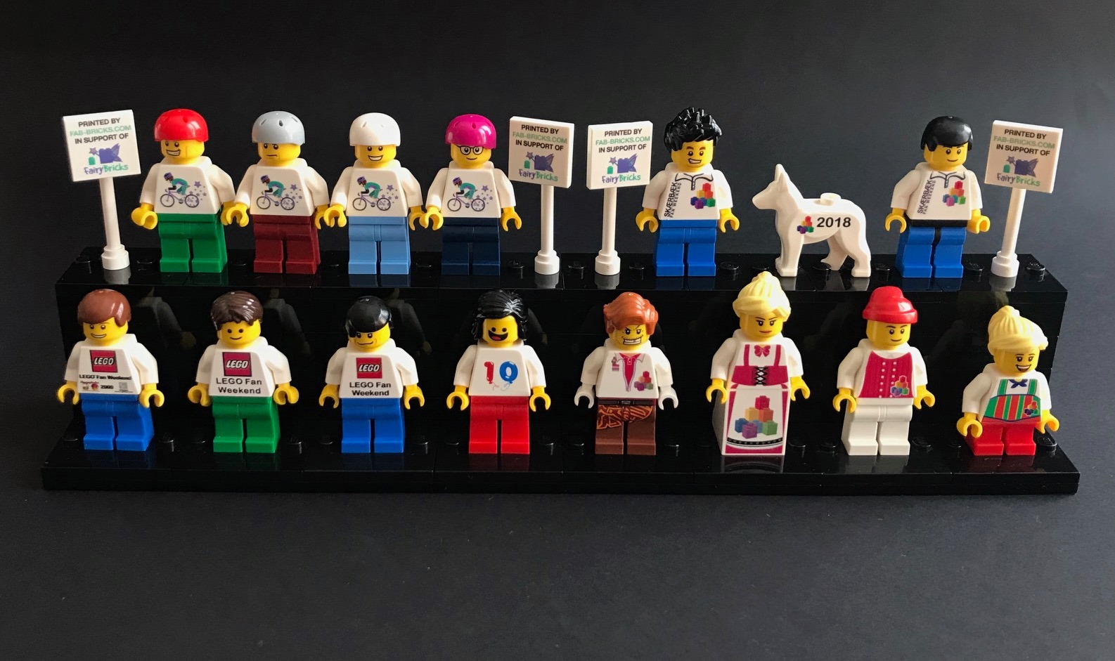 tidsskrift undskyld temperatur Skaerbaek Fan Weekend minifigs | Brickset: LEGO set guide and database