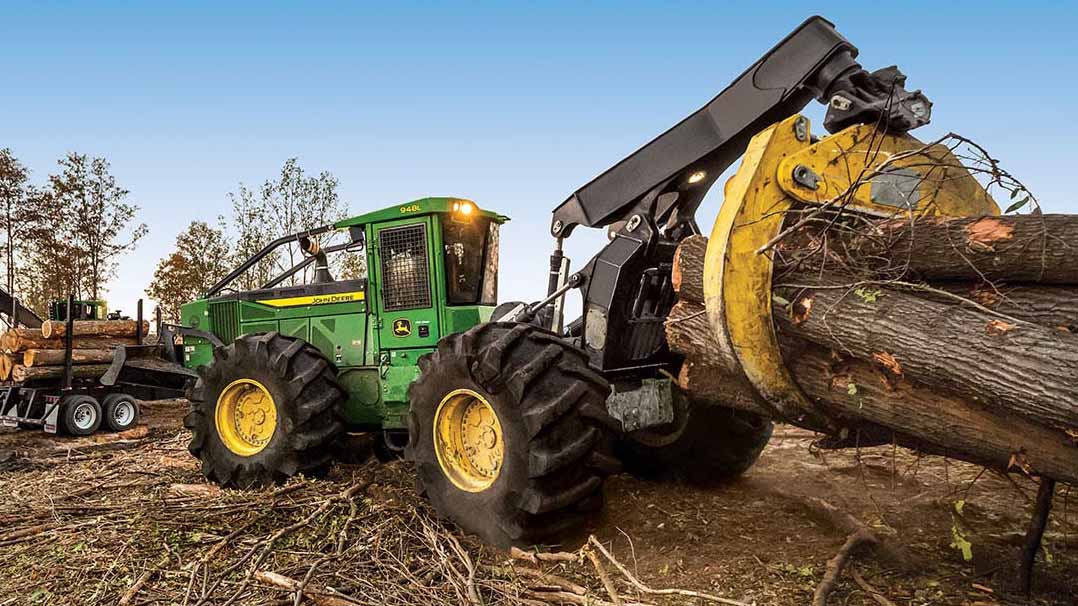 LEGO 42157 John Deere 948L II Skidder review