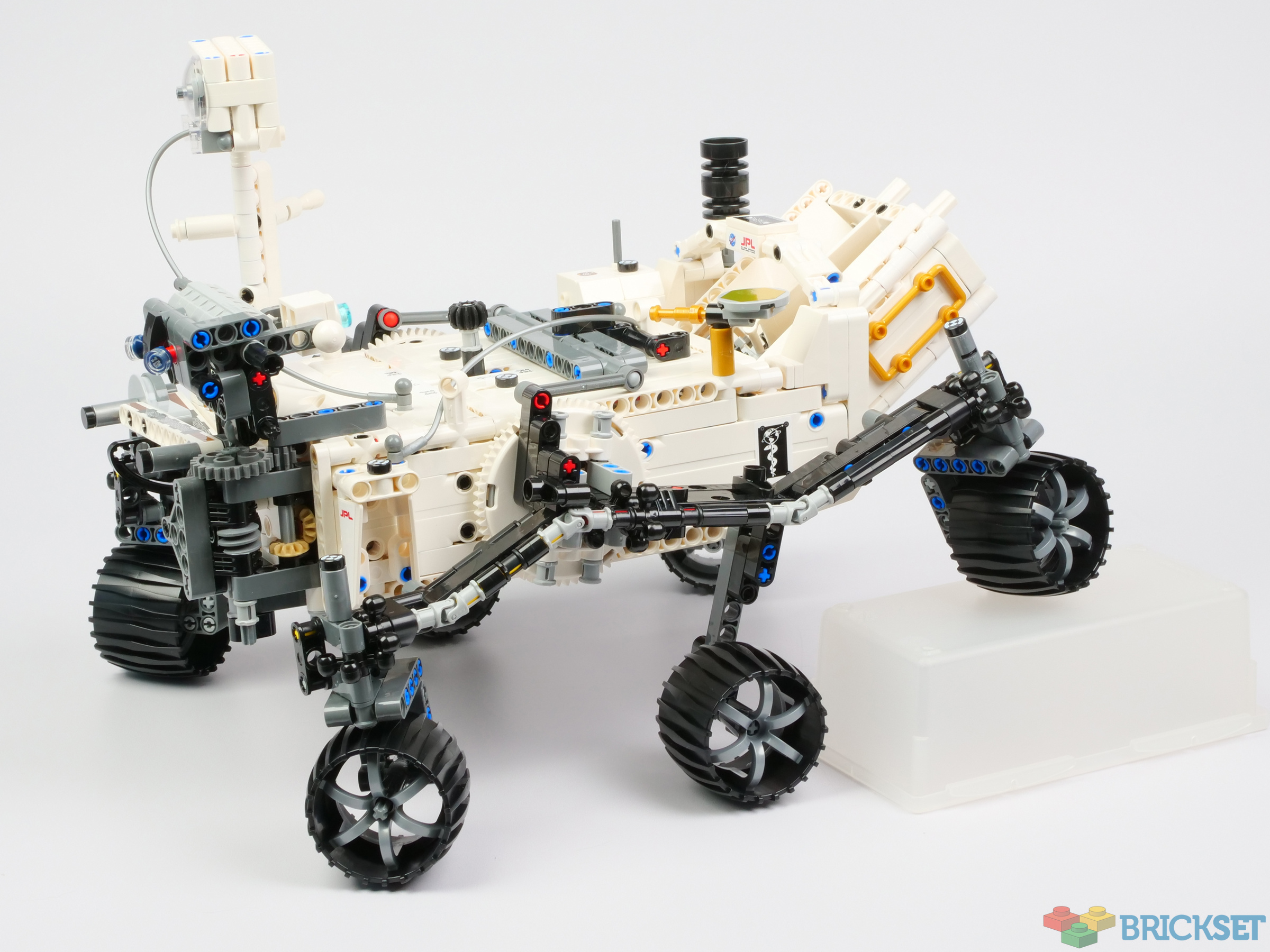 LEGO 42158 NASA Mars Perseverance Rover review | Brickset