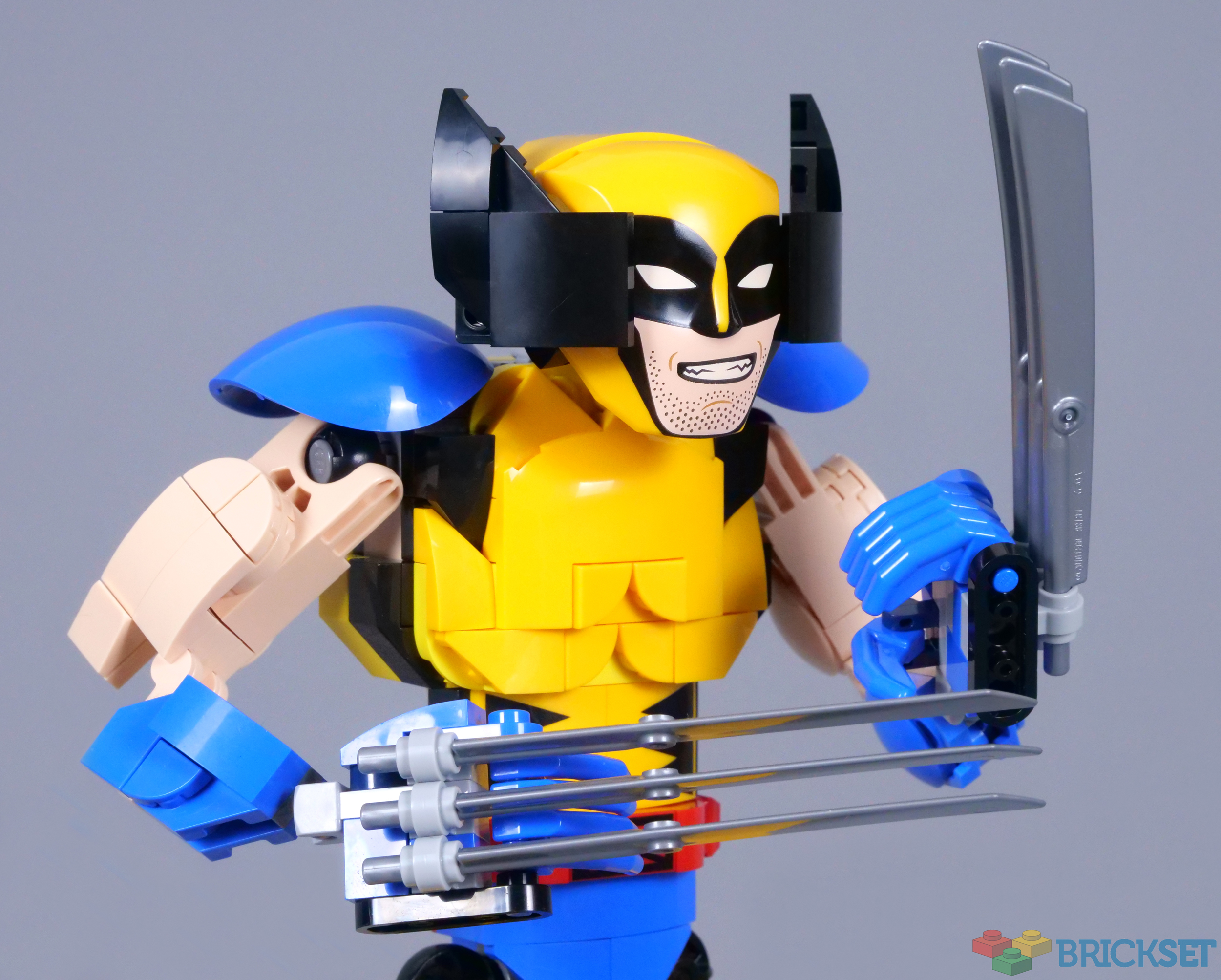 Review LEGO Marvel 76257 Wolverine & 76258 Captain America Construction  Figures - HelloBricks