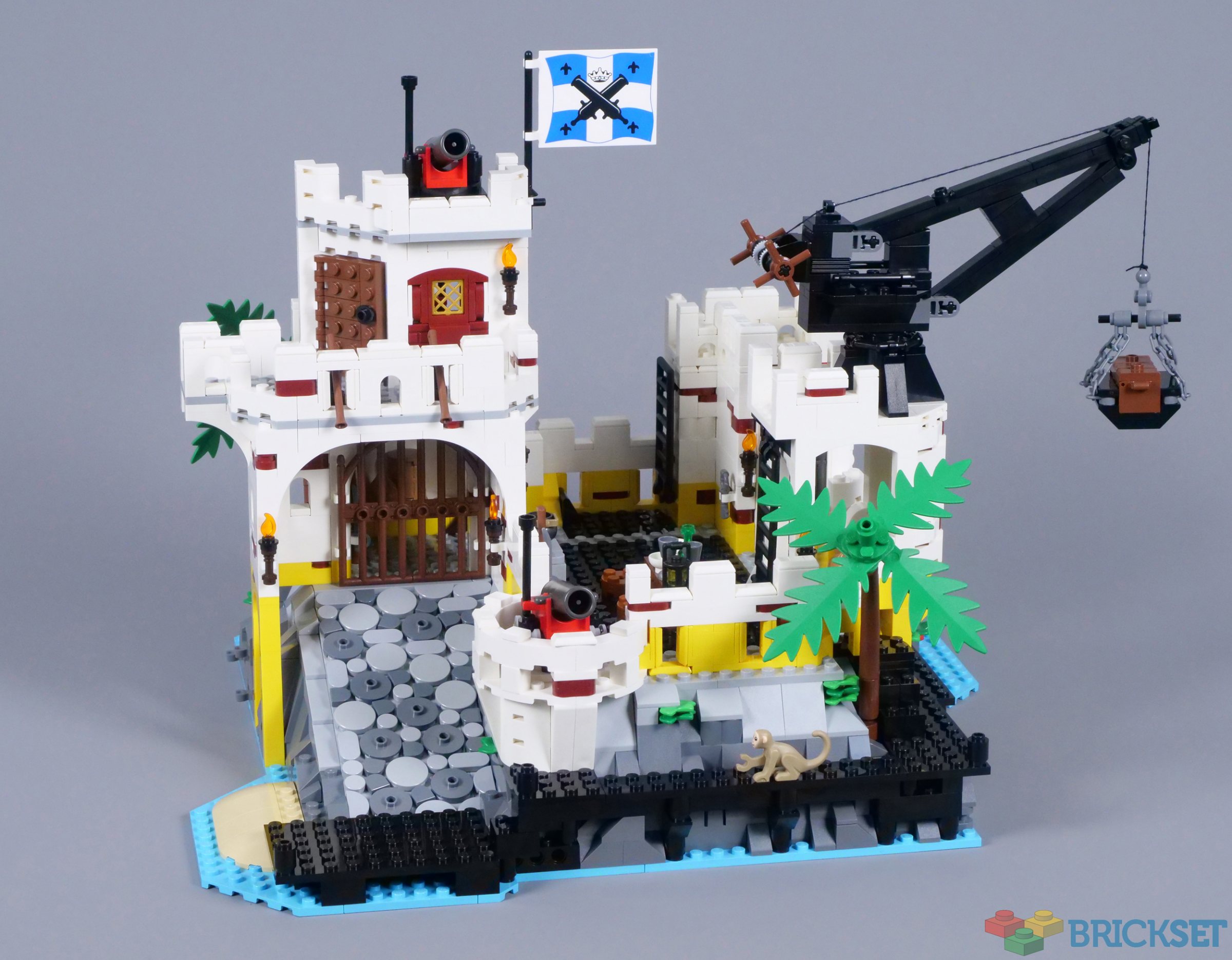 LEGO 10320 Eldorado Fortress review