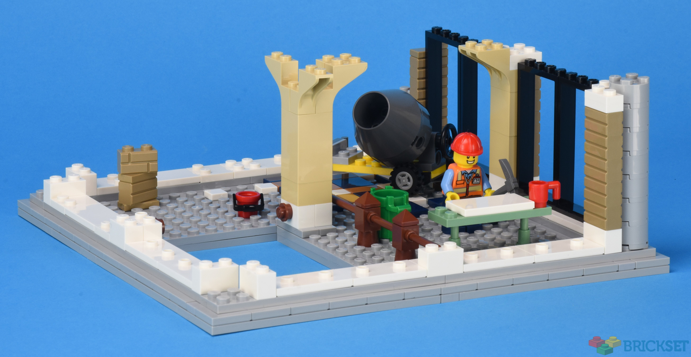 Modular construction site but with a tiny upgrade… : r/lego