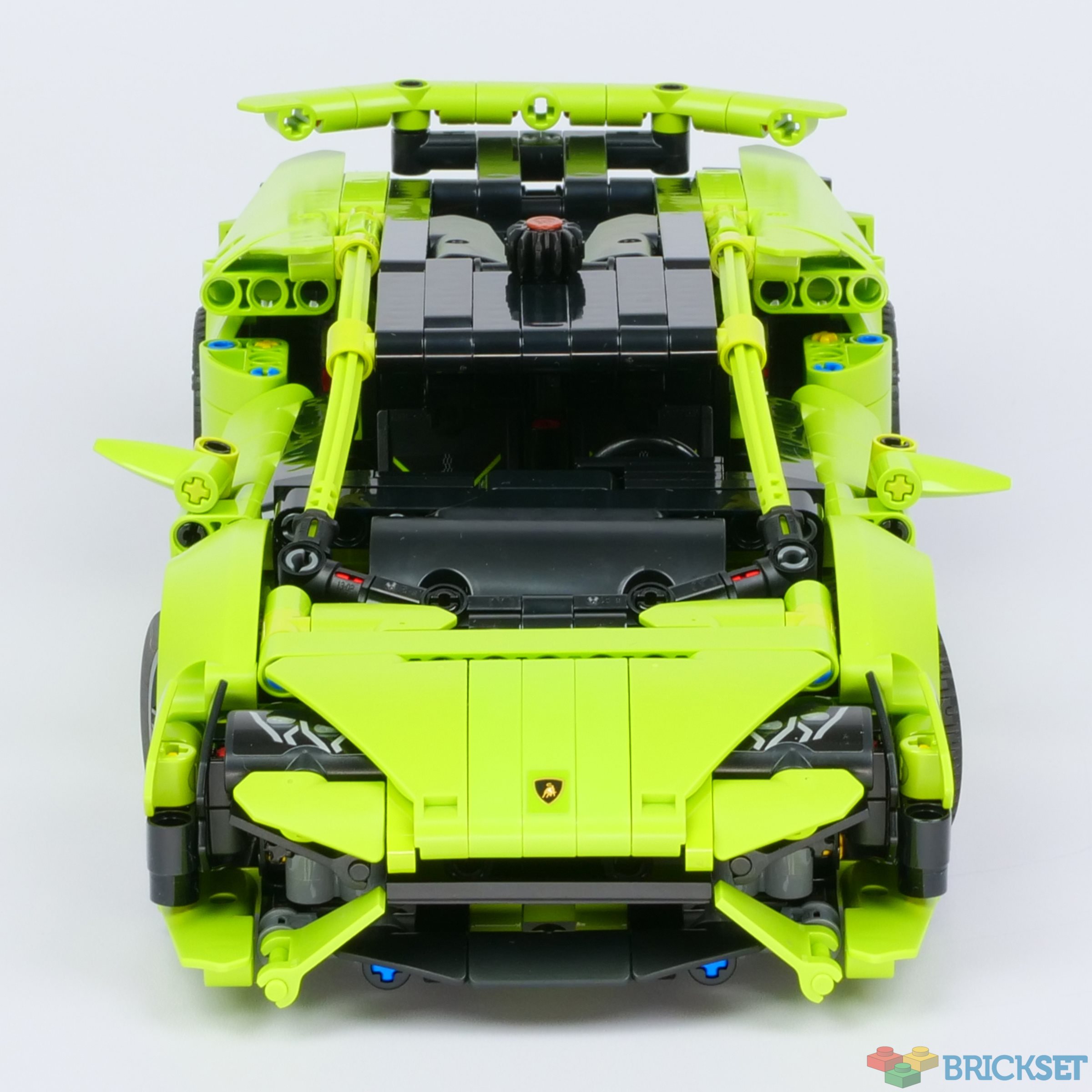 LEGO 42161 Lamborghini Huracán Tecnica review
