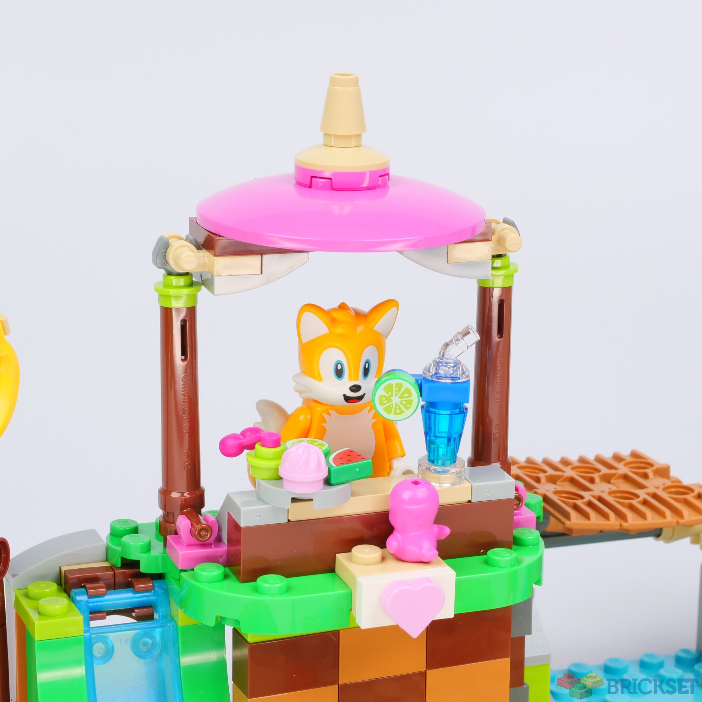 LEGO Sonic The Hedgehog Amy's Animal Rescue Island Set 76992