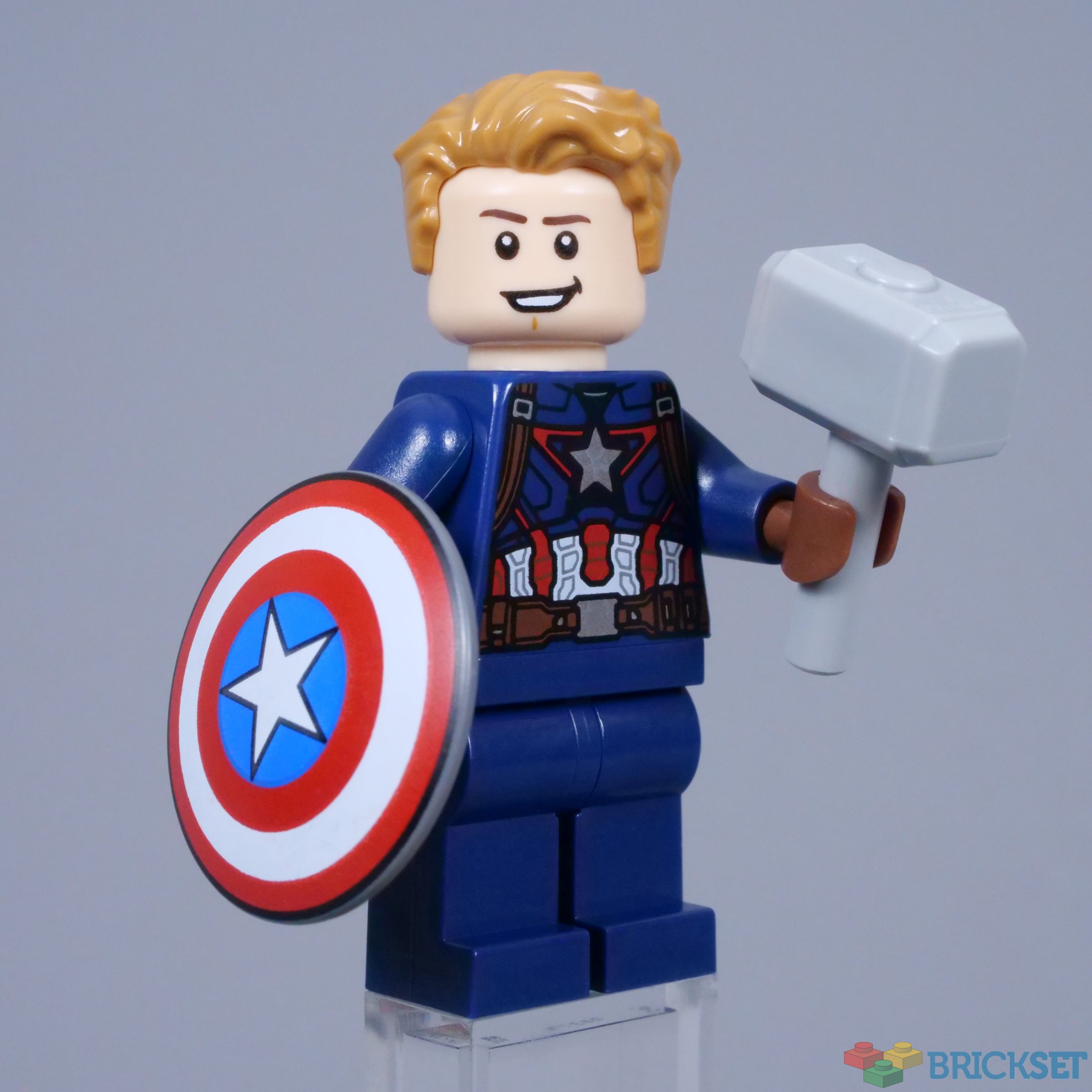 LEGO Superheroes - Captain America minifig with Shield and Hair