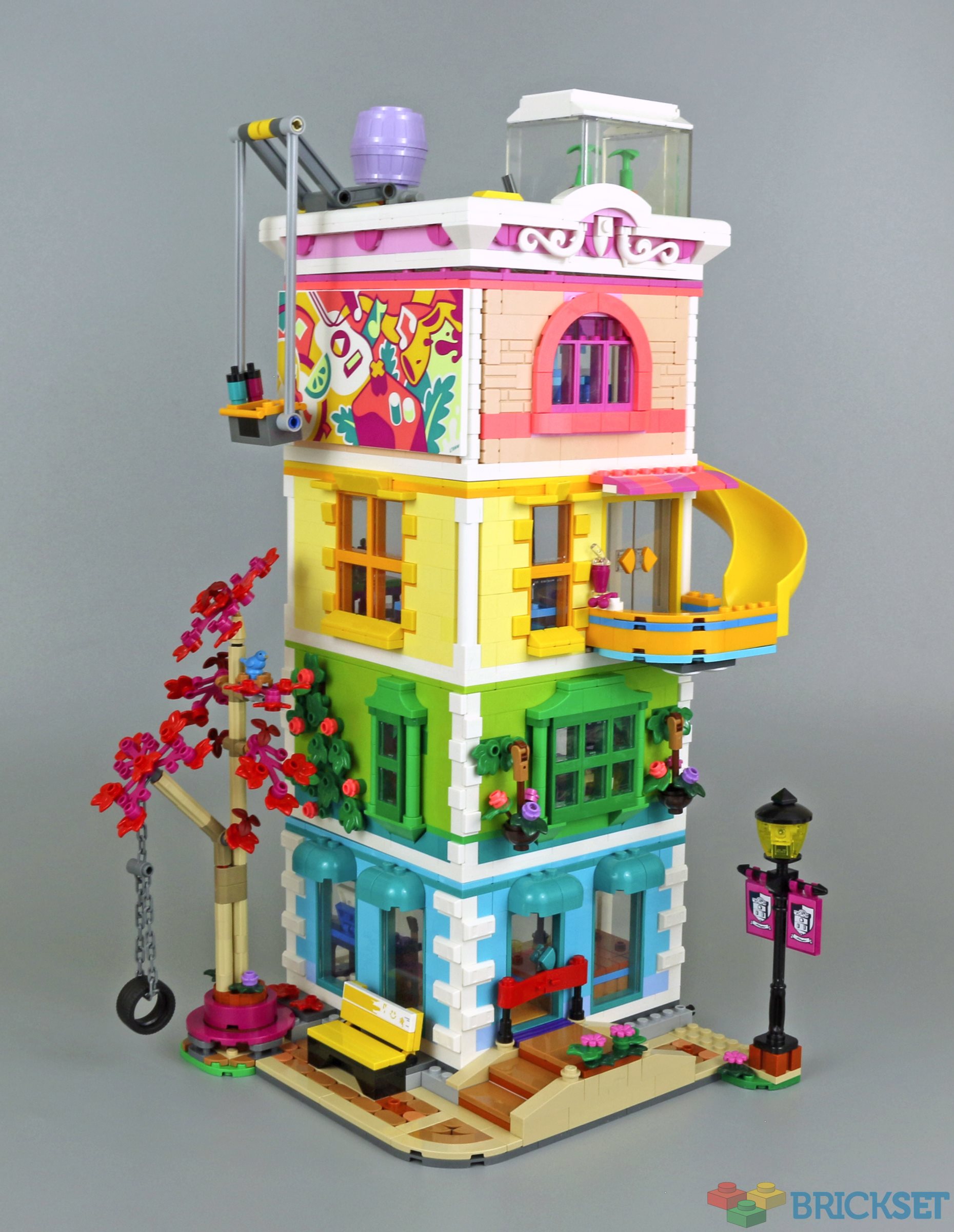 LEGO IDEAS - The Pink Panther House