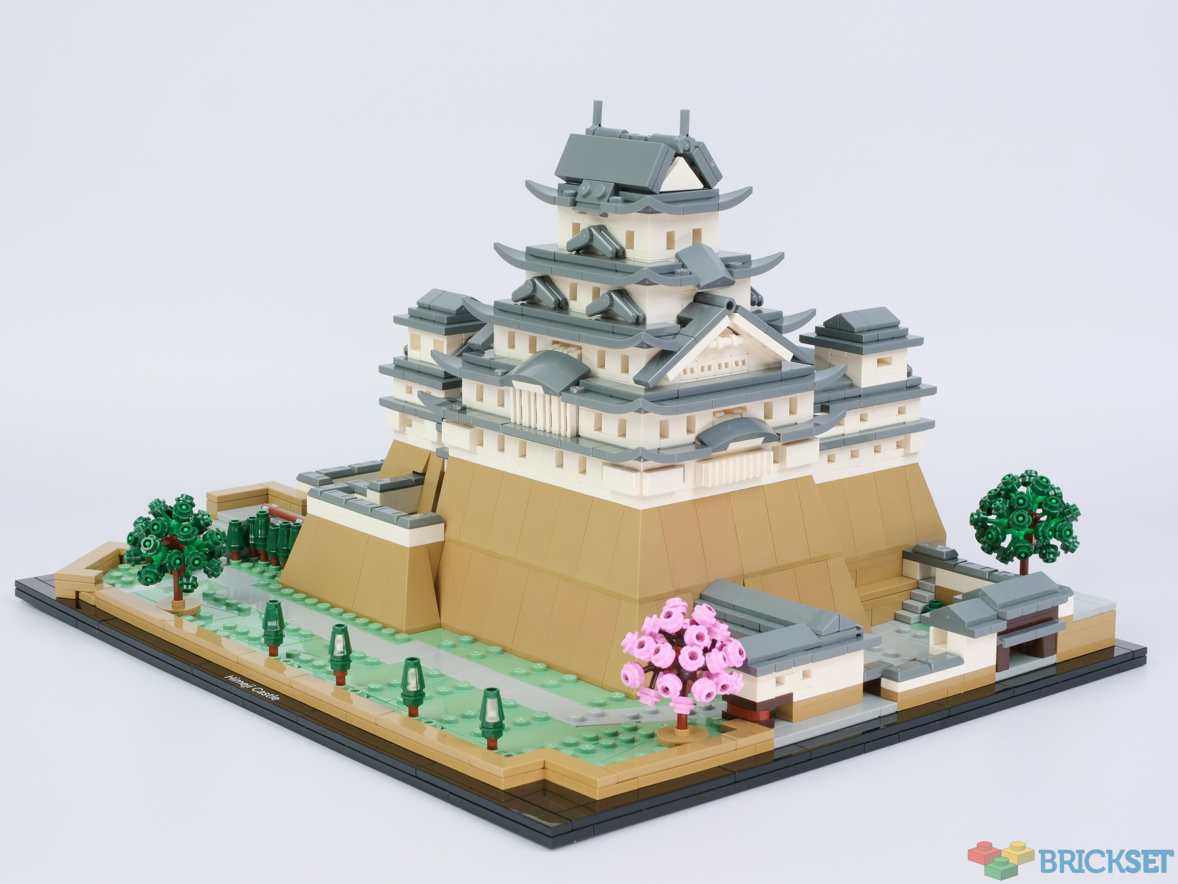 LEGO Architecture 21060 Himeji Castle [Review] - The Brothers Brick