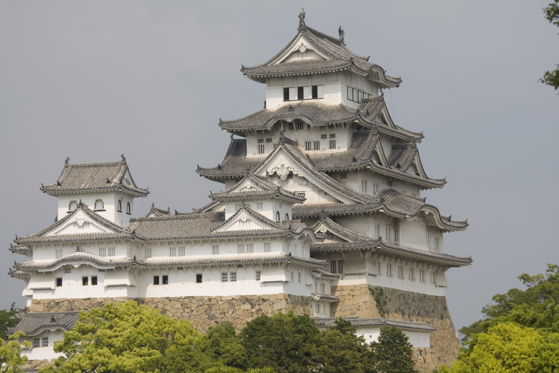 Review: #21060 Himeji Castle - BRICK ARCHITECT
