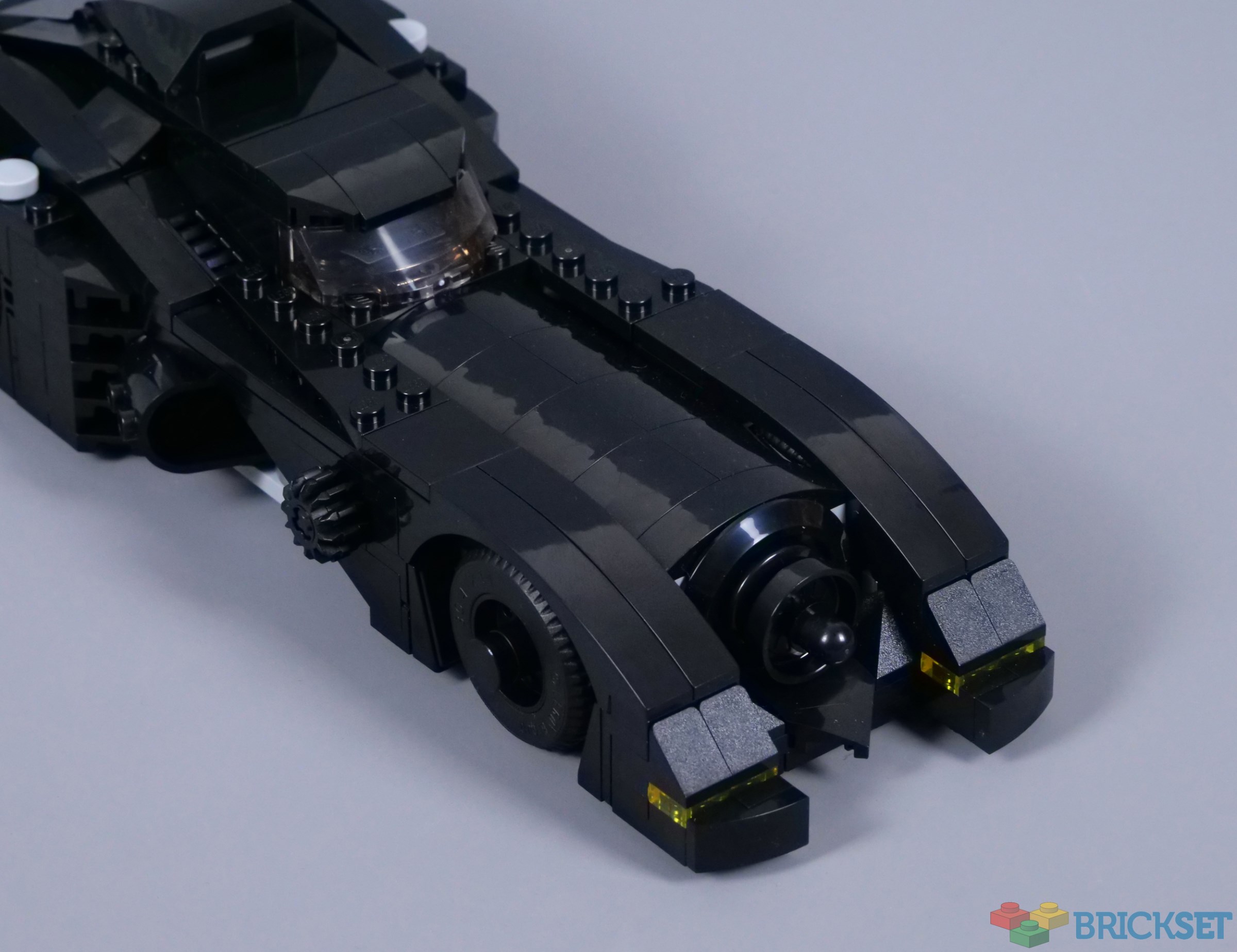 LEGO 76224 Batmobile Batman vs. The Joker Chase review
