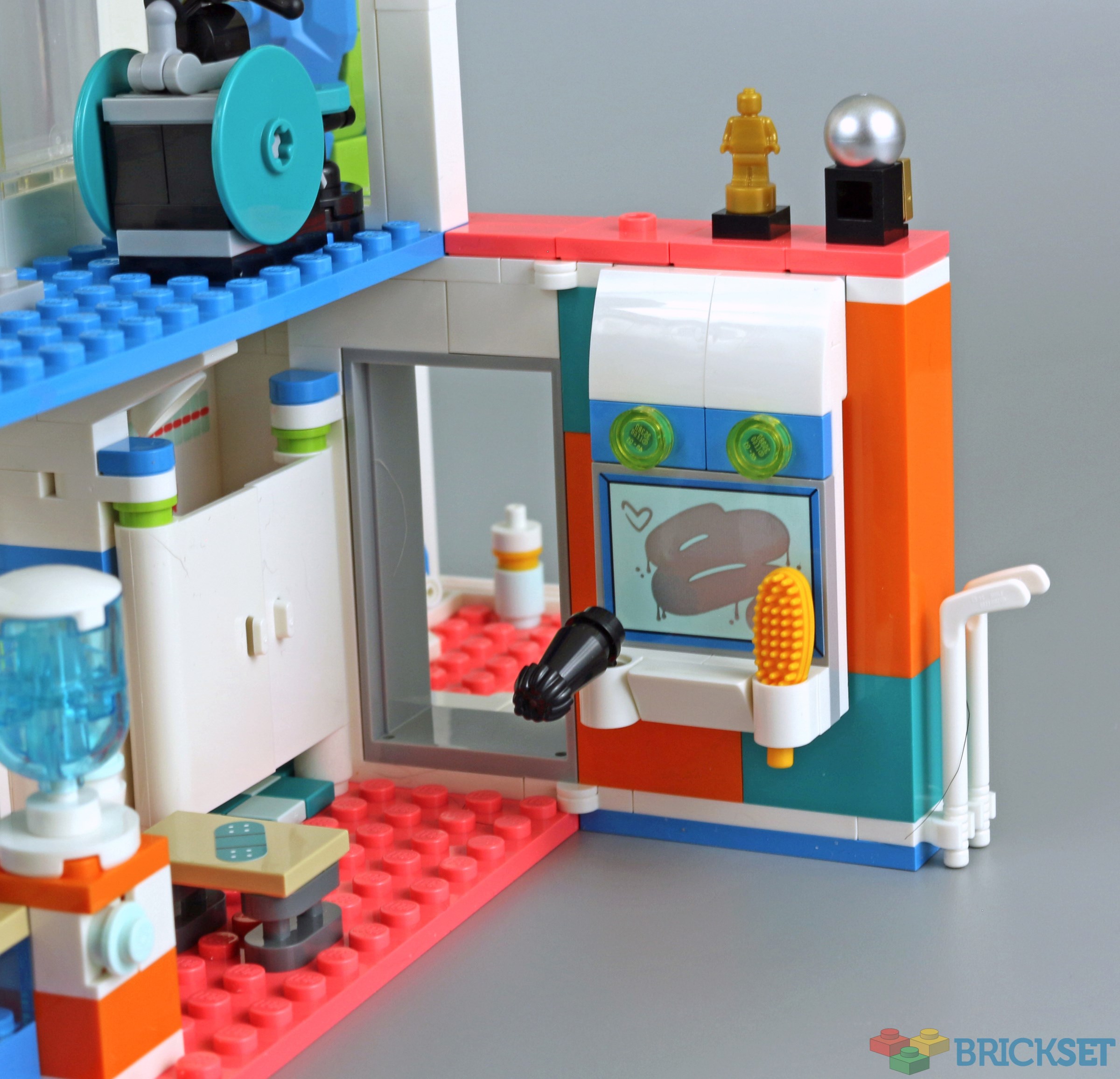 LEGO 41744 Sports Centre review | Brickset