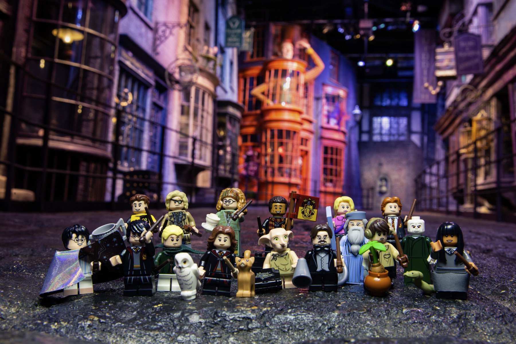 Voldemort Hermione Dumbledore Hagrid 4 pcs Harry Potter Mini Figure Set 