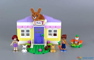 Review: 42679 Heartlake City Bunny Hotel