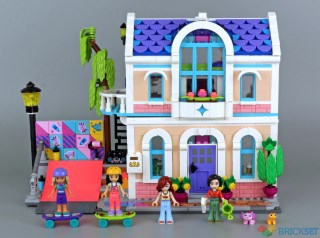 Review: 42687 Liann's Family House