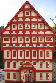 The early years of LEGO in Germany