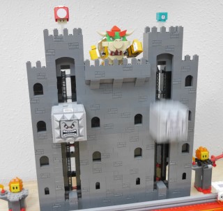 Using Super Mario sets as display models