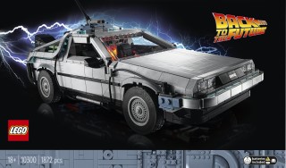 BTTF DeLorean time machine revealed!