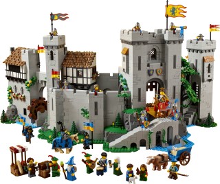 LEGO announces 90th anniversary 10305 Lion Knights' Castle!