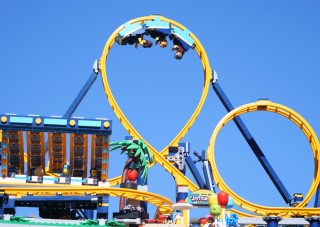 Review: 10303 Loop Coaster