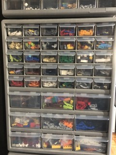 Storage solutions: fakespacesquid