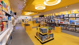 LEGO Brand Stores close following COVID-19