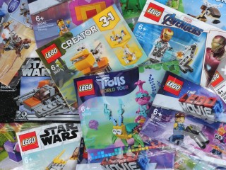 Competition: Build a Polybag!
