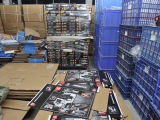 lego order in warehouse