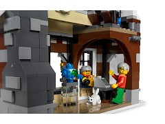 Конструктор LEGO (ЛЕГО) Creator Expert 10199  Winter Village Toy Shop