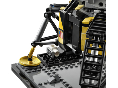 Конструктор LEGO (ЛЕГО) Creator Expert 10266  NASA Apollo 11 Lunar Lander