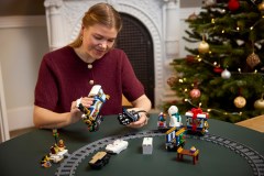 Feestelijke kersttrein LEGO-set afbeelding 10