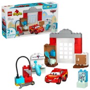 McQueens bezoek aan Docs garage LEGO-set afbeelding 3
