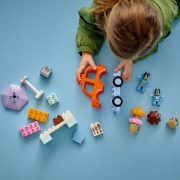 Een ijsje halen met Bluey LEGO-set afbeelding 4