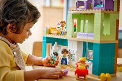 3-in-1 modern woonhuis met figuren LEGO-set afbeelding 11
