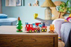 Brandweertruck met slang en brandweerman LEGO-set afbeelding 11