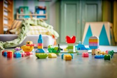 Kleurrijke creatieve doos LEGO-set afbeelding 13
