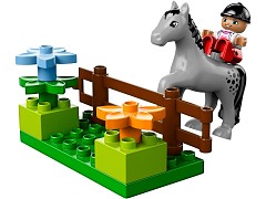 Конструктор LEGO (ЛЕГО) Duplo 10500  Horse Stable