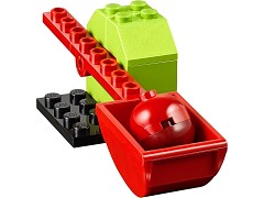 Конструктор LEGO (ЛЕГО) Juniors 10672 Защита бэтпещеры Batman: Defend the Batcave