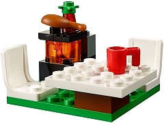 Конструктор LEGO (ЛЕГО) Juniors 10686  Family House