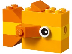Конструктор LEGO (ЛЕГО) Classic 10713 Чемоданчик для творчества и конструирования Creative Suitcase