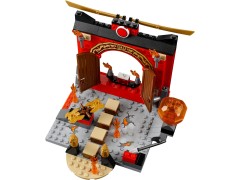 Конструктор LEGO (ЛЕГО) Juniors 10725 Затерянный храм Lost Temple