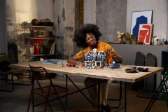 Stranger Things: Het huis van de familie Creel LEGO-set afbeelding 16