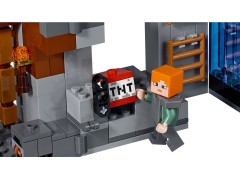 Конструктор LEGO (ЛЕГО) Minecraft 21147 Приключения в шахтах The Bedrock Adventures