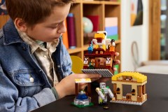 De Ghast-ballon aanval op het dorp LEGO-set afbeelding 12