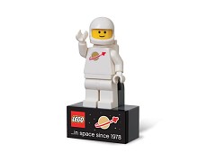 Конструктор LEGO (ЛЕГО) Gear 2855028  Exclusive Spaceman Magnet