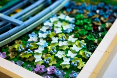 Claude Monet - Brug over een vijver met waterlelies LEGO-set afbeelding 9