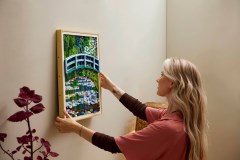 Claude Monet - Brug over een vijver met waterlelies LEGO-set afbeelding 17