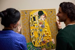 Gustav Klimt – The Kiss, zdjęcie 8