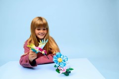 Wilde dieren: kleurrijke kolibrie LEGO-set afbeelding 10