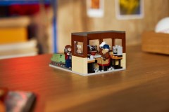 Stranger Things: WSQK Radio Station LEGO-set afbeelding 5