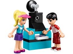 Конструктор LEGO (ЛЕГО) Friends 41129 Парк развлечений Фургон с хот-догами Amusement Park Hot Dog Van