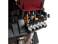 Конструктор LEGO (ЛЕГО) Pirates of the Caribbean 4195 Месть королевы Анны Queen Anne's Revenge